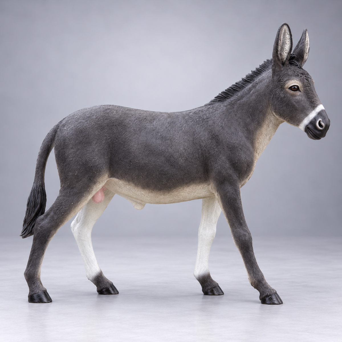 Burro Decorativo em Fibra para Jardim