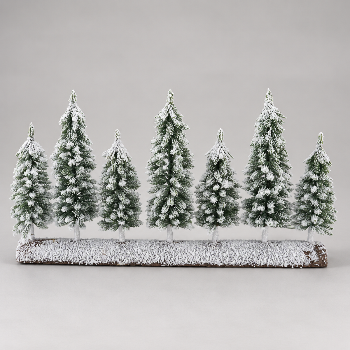 Decoração de Natal Base com Árvores e Neve