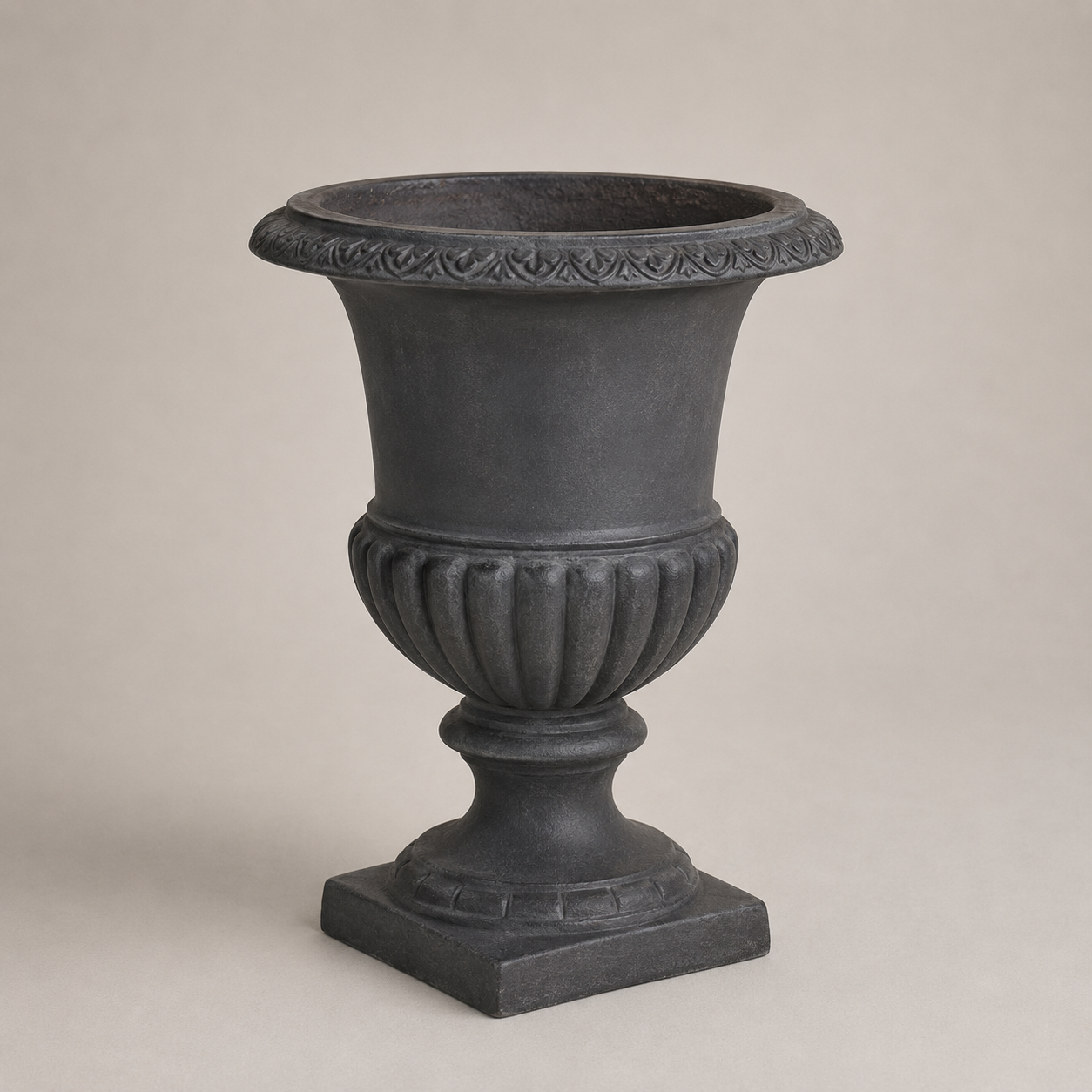VASO ROMANO EM FIBRA DE RESINA